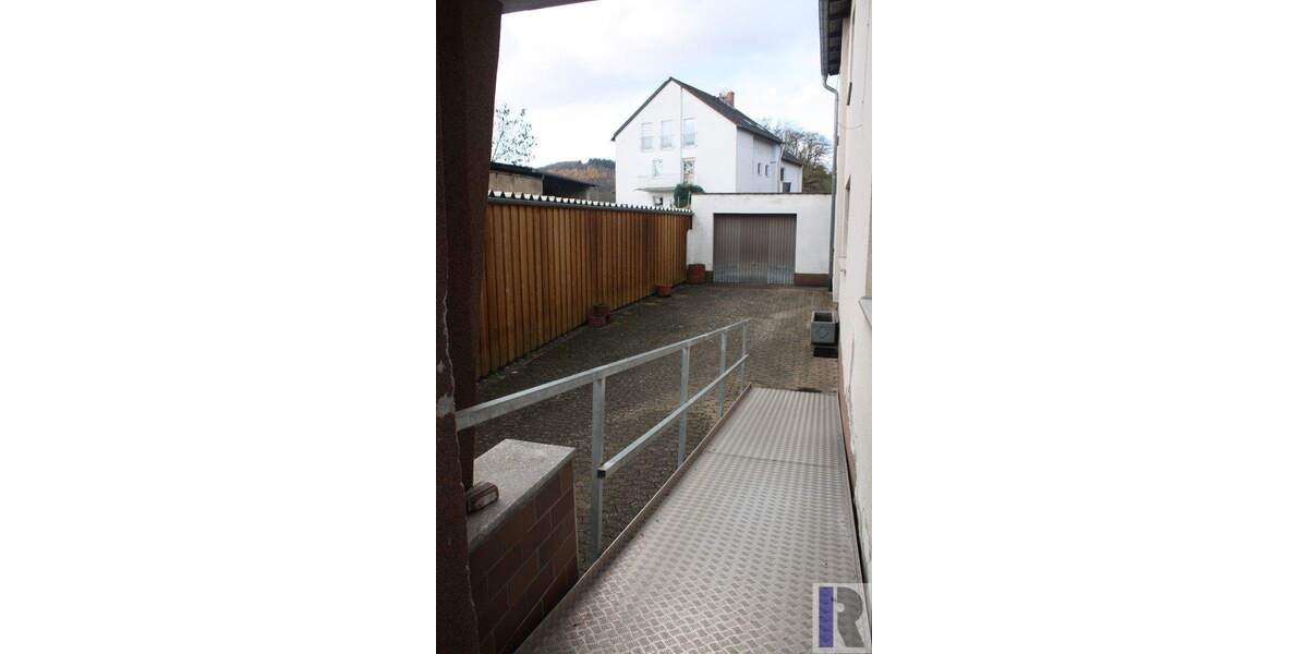 Einfamilienhaus Andernach Eich - 5 Zimmer, 137 m&sup2;, 175.000&euro; | Angebot:25695145