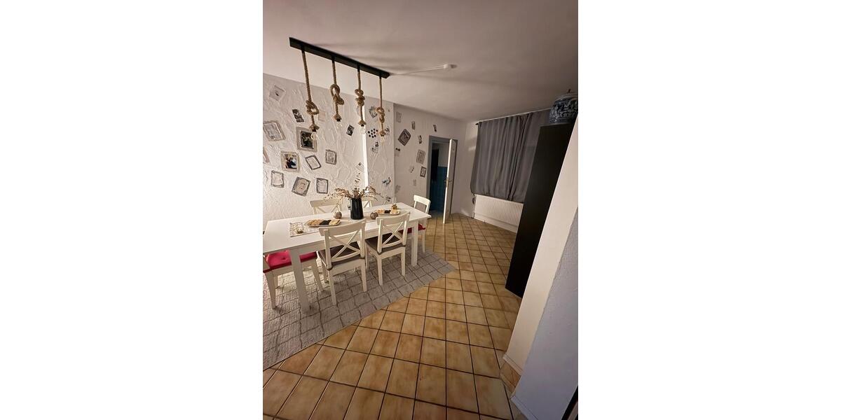 Haus zu Vermieten in Heimbach-Weis 4 zimmer