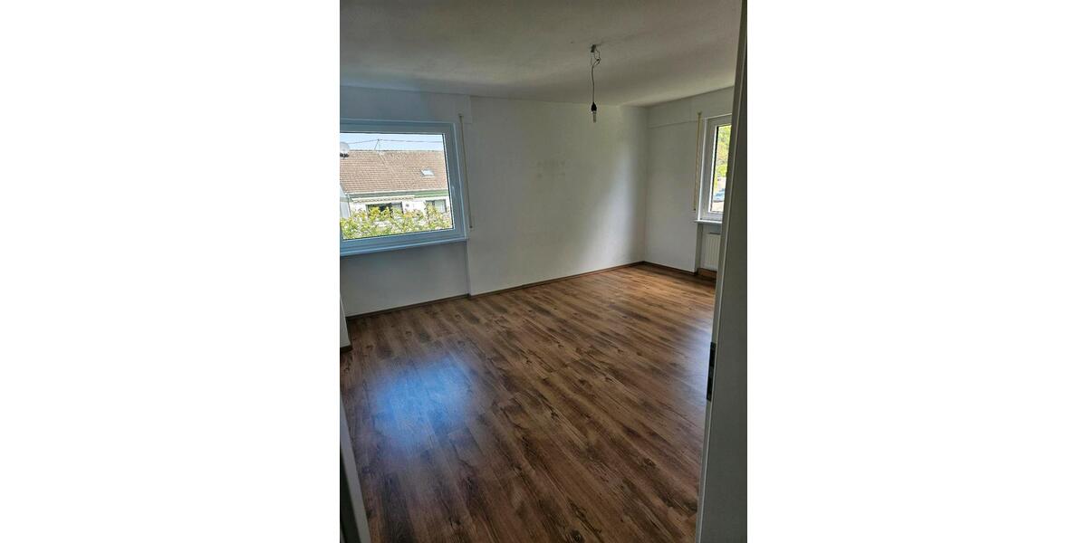 Etagenwohnung Neuwied Block - 3 Zimmer, 89 m&sup2;, 1.075&euro; | Angebot:26691407