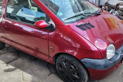 Renault Twingo 146.000 km 1.690 &euro; Koblenz 56072