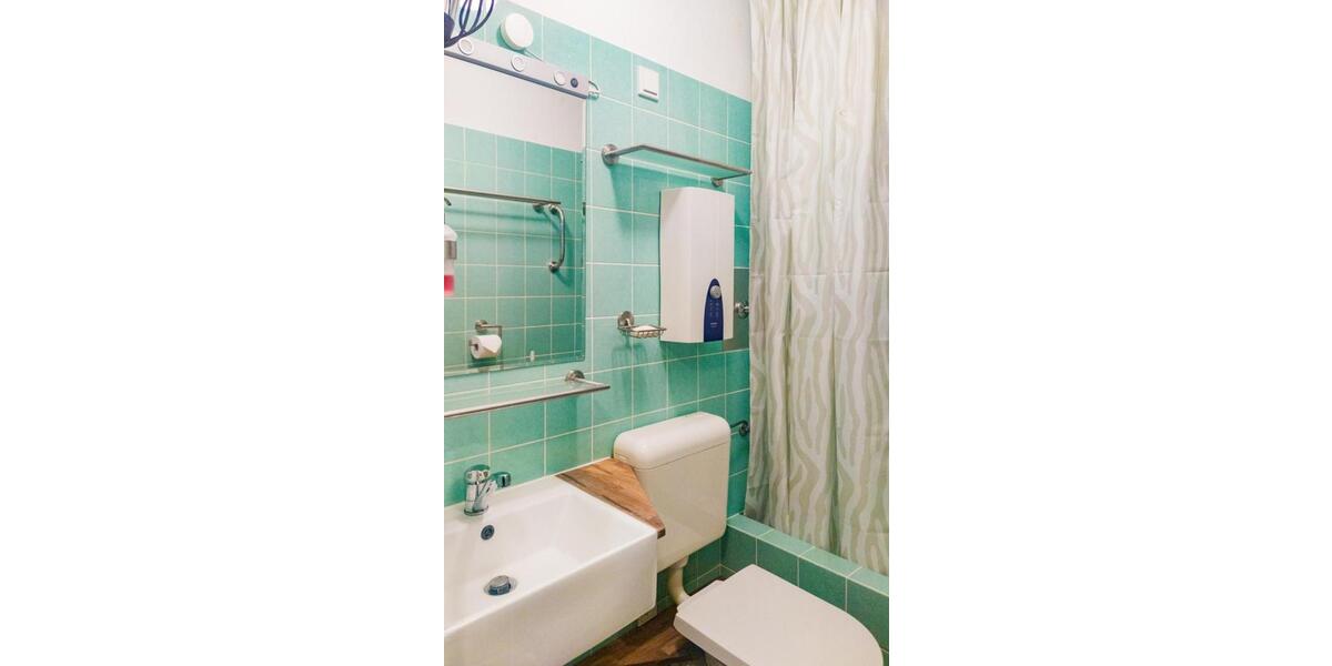 Erdgeschoßwohnung Dahlheim - 11 Zimmer, 33 m&sup2;, 83.000&euro; | Angebot:25479208