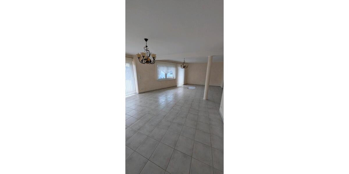 Etagenwohnung Mayen - 4 Zimmer, 133 m&sup2;, 1.200&euro; | Angebot:26691410