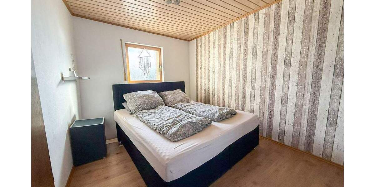 Einfamilienhaus Miesenheim Miesenheim - 5 Zimmer, 130 m&sup2;, 257.000&euro; | Angebot:25568493