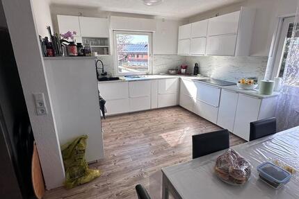 Haus mit EBK zur Miete