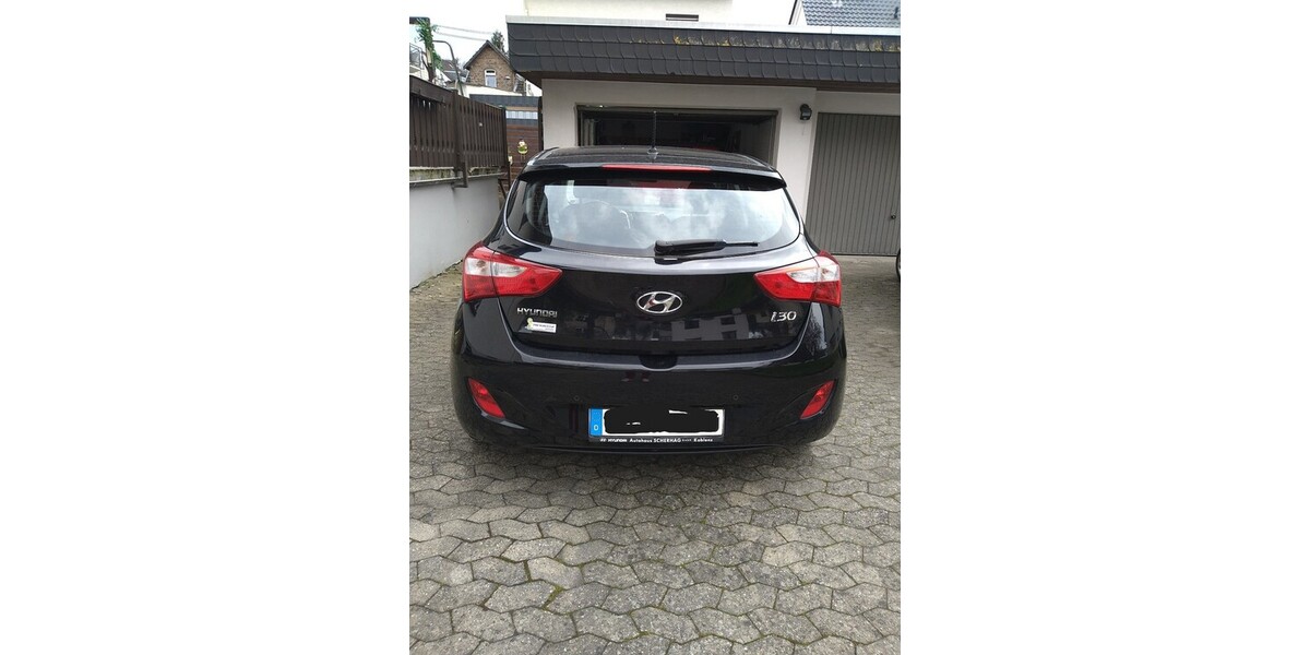 Hyundai i30 93.000 km 8.000 &euro; Koblenz 56068