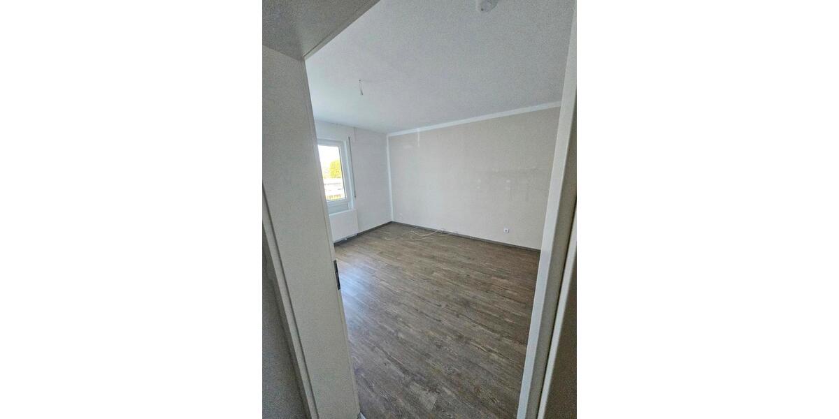 Etagenwohnung Neuwied Block - 3 Zimmer, 89 m&sup2;, 1.075&euro; | Angebot:26691407