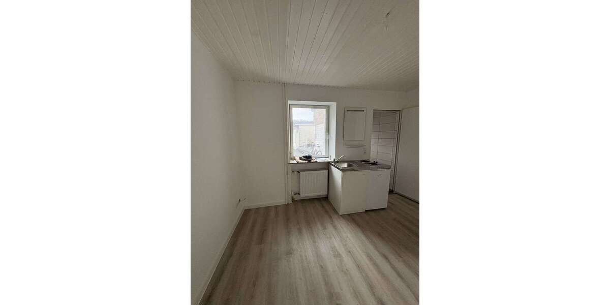Wohnung zum Mieten in Koblenz 210 € 13.28 m² 1 zimmer