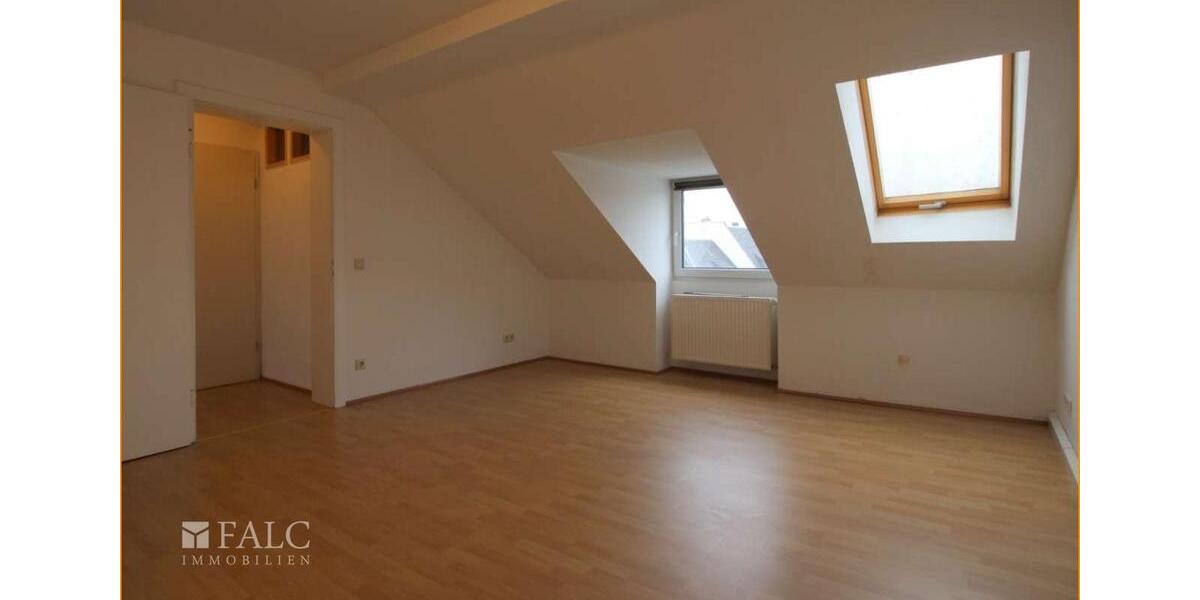 Dachgeschoßwohnung Neuwied - 3 Zimmer, 72 m&sup2;, 600&euro; | Angebot:25023676