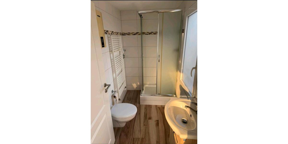 Dachgeschoßwohnung Koblenz Arenberg-Immendorf - 1 Zimmer, 16 m&sup2;, 560&euro; | Angebot:25639693