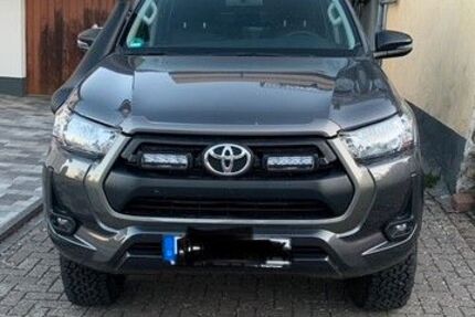 Toyota Hilux 36.000 km 52.800 &euro; Kratzenburg 56283