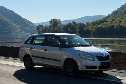 Skoda Fabia 169.900 km 2.500 &euro; Treis-Karden 56253