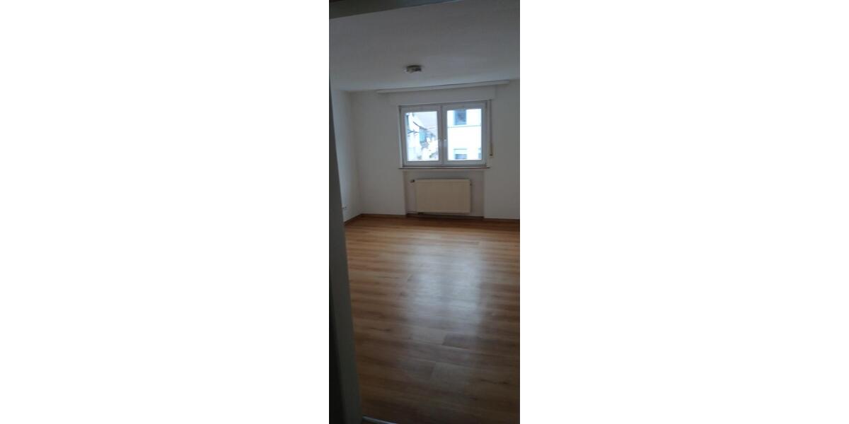 Dachgeschoßwohnung Boppard - 4 Zimmer, 98 m&sup2;, 570&euro; | Angebot:26166219