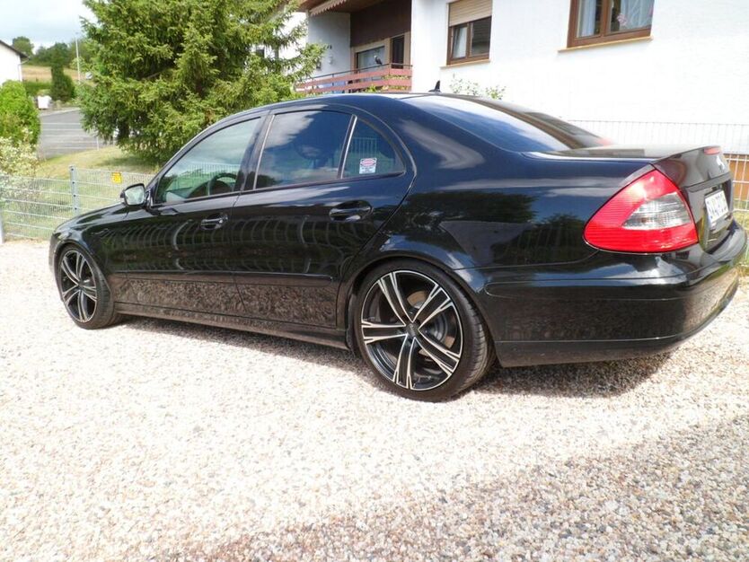 E 200