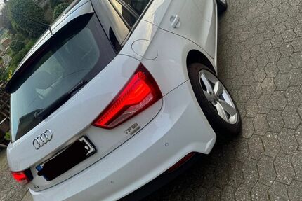 Audi A1 140.000 km 8.000 &euro; Winterwerb 56355