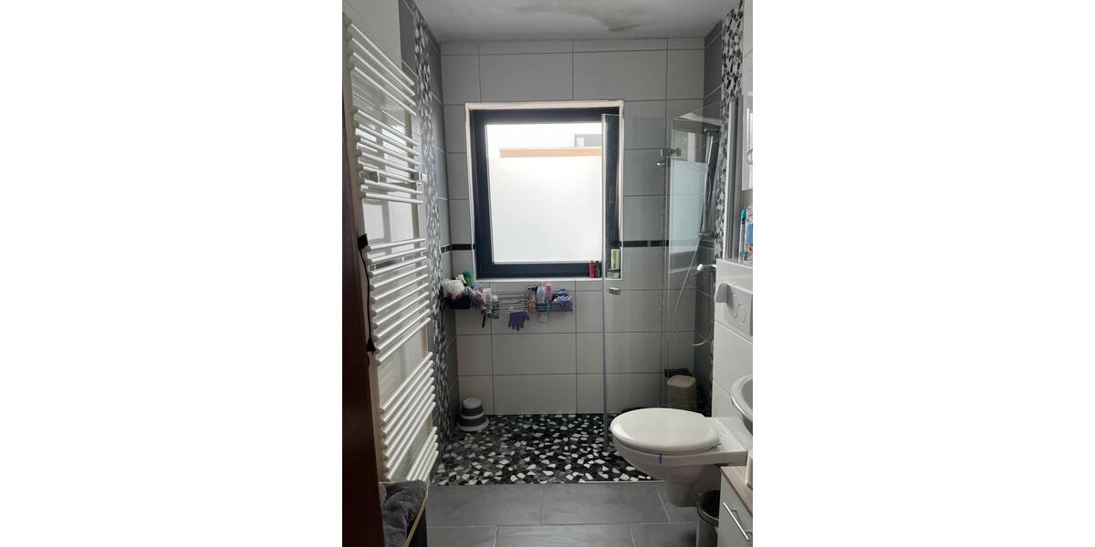 Etagenwohnung Koblenz Bisholder - 1 Zimmer, 11 m&sup2;, 425&euro; | Angebot:26174848