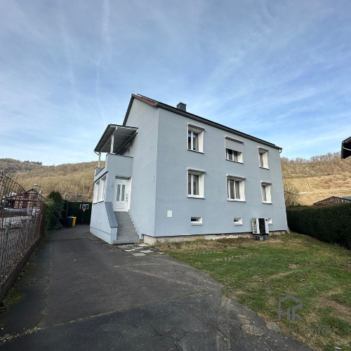 Einfamilienhaus Weinähr - 9 Zimmer, 270 m&sup2;, 398.000&euro; | Angebot:24356456