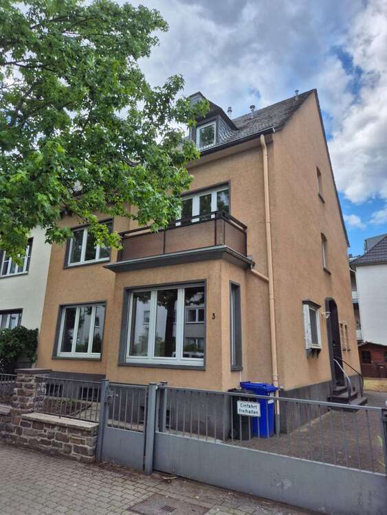 Büro in Koblenz 885.000 € 244 m²