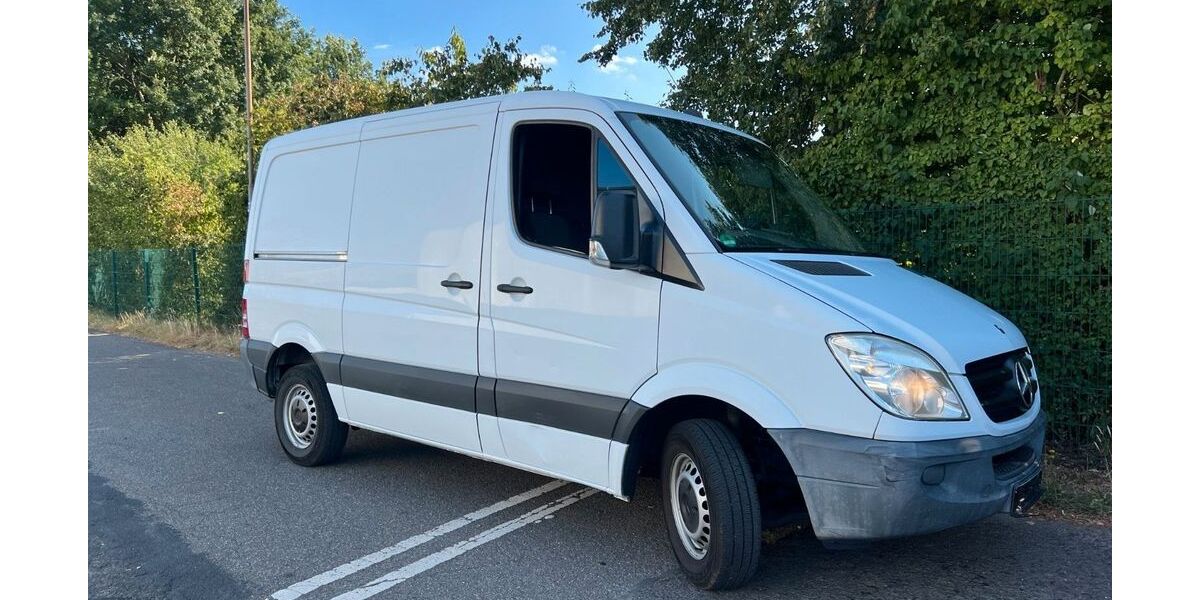 Mercedes-Benz Sprinter 355.000 km 5.990 &euro; Rheinbrohl 56598