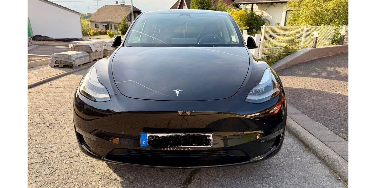 Tesla Model Y 58.000 km 38.499 &euro; Ney 56283