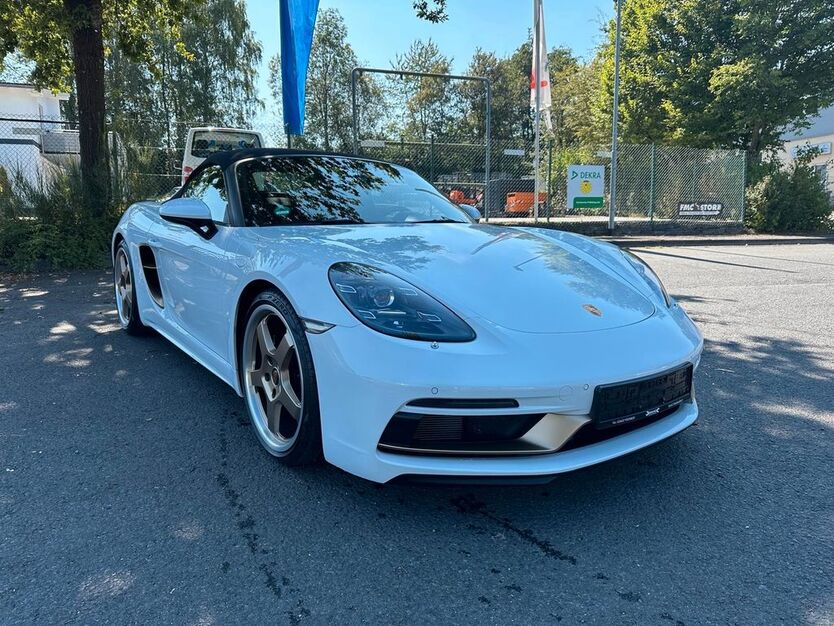Porsche Boxster 3.934 km 99.990 € Niederelbert 56412