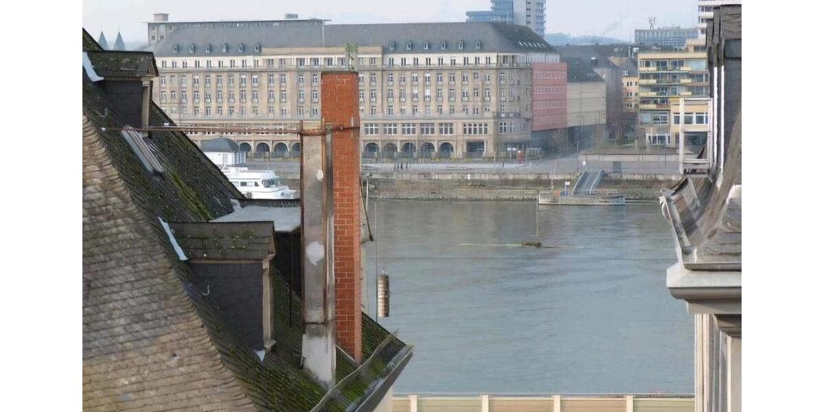 Dachgeschoßwohnung Koblenz Arenberg-Immendorf - 1 Zimmer, 16 m&sup2;, 560&euro; | Angebot:25639693