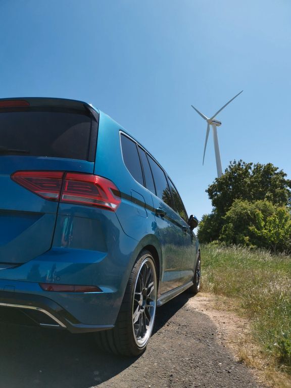 VW Touran 133.000 km 21.999 € Koblenz 56077