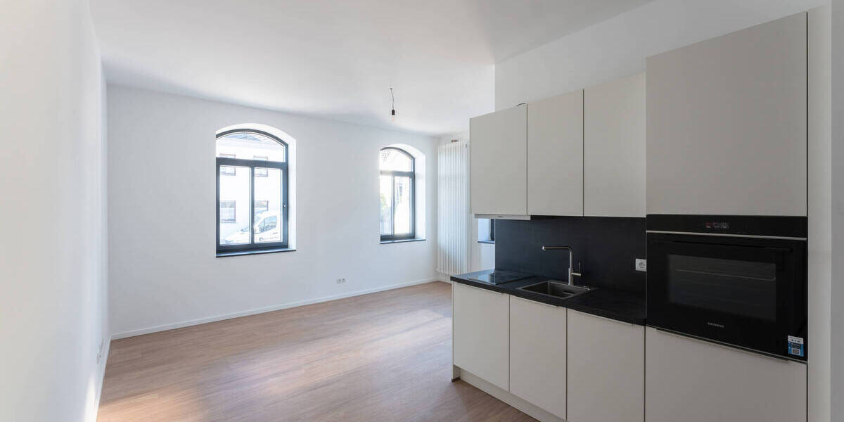 Alt-ehrwürdiges Wohnen auf 40 m² mit EBK I Erstbezug nach Kern-Sanierung I KO-Rübenach 1 zimmer