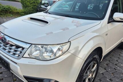 Subaru Forester 307.000 km 3.990 &euro; Boppard/Bad Salzig 56154