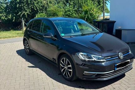 VW Golf 98.000 km 13.000 &euro; Eppenrod 65558