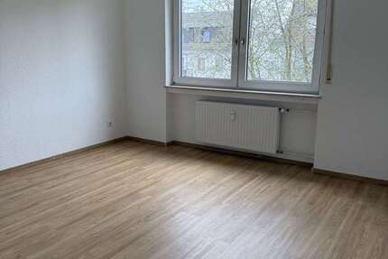 Wohnung Bendorf - 3 Zimmer, 83 m&sup2;, 800&euro; | Angebot:26443756