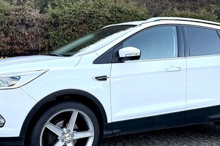 Ford Kuga 101.000 km 9.000 &euro; Sankt Goar 56329