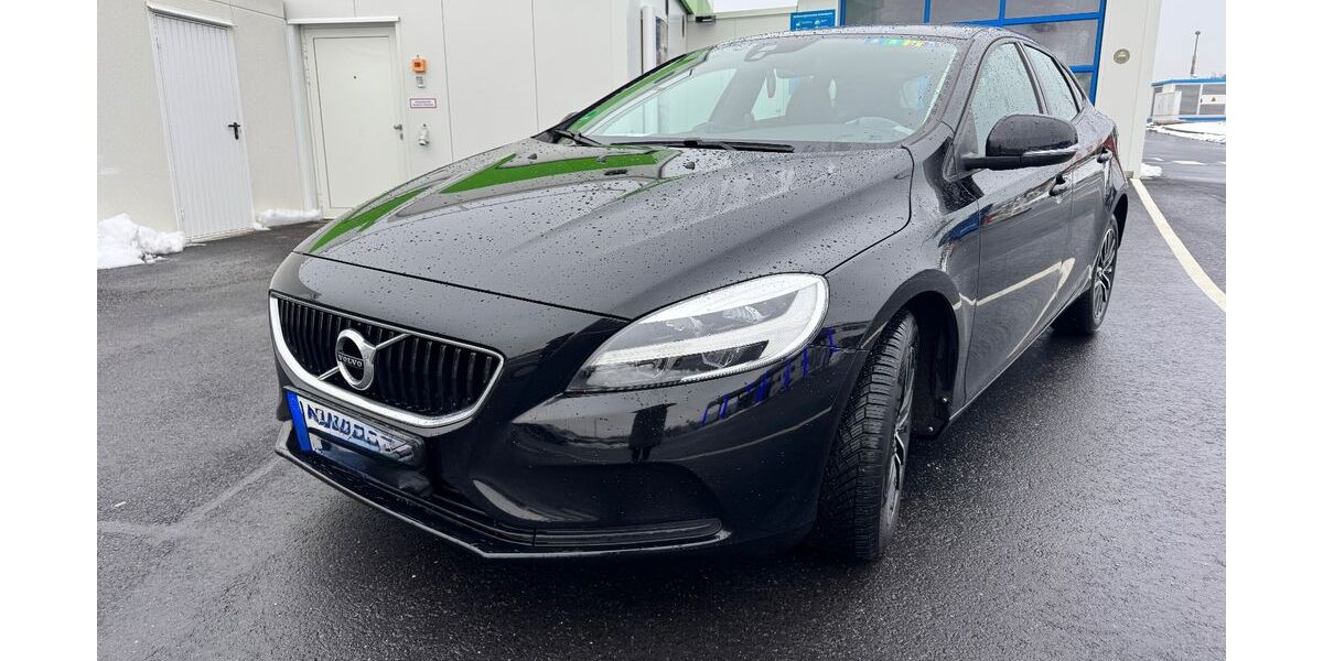 Volvo V40 107.000 km 15.000 &euro; Oberhaid 56237