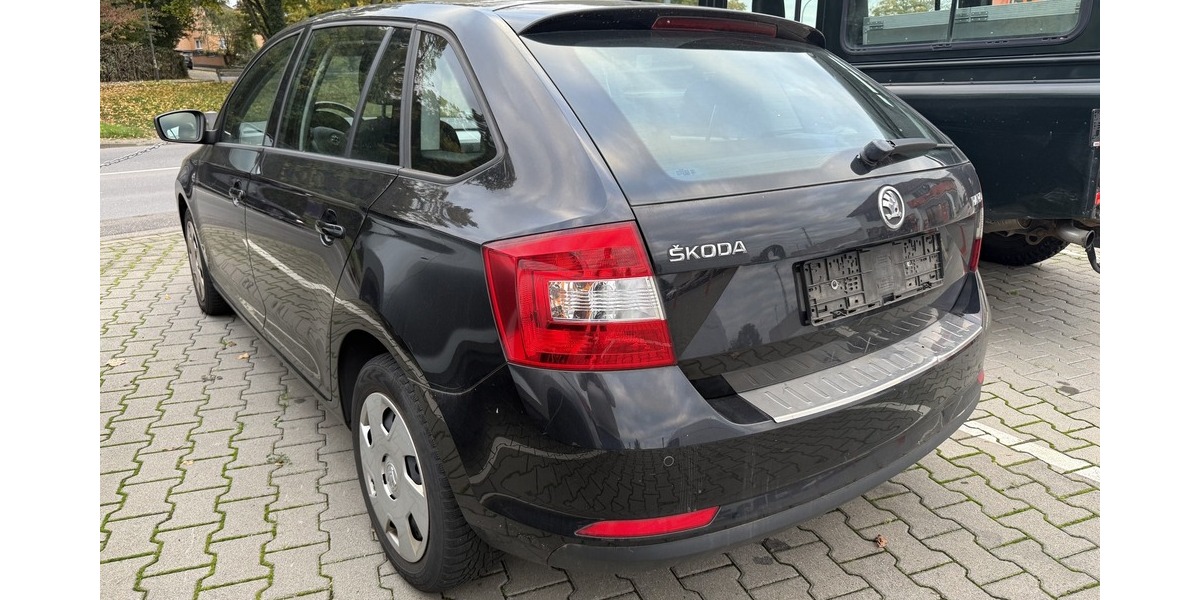 Skoda Rapid Spaceback Elegance 180.000 km 4.990 &euro; Koblenz 56070