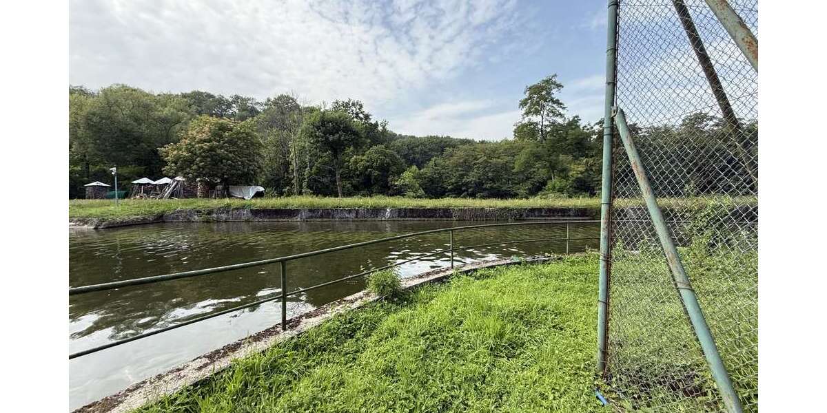 Grundstück zu verkaufen in Neuwied 595.000 € 2200 m² zimmer