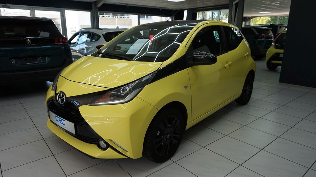 Toyota Aygo (X) 36.500 km 9.790 &euro; Ransbach-Baumbach 56235