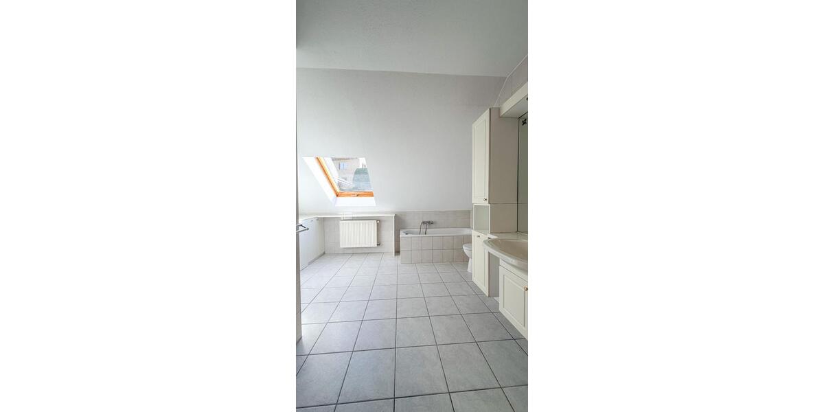 Dachgeschoßwohnung Bad Ems - 2 Zimmer, 65 m&sup2;, 600&euro; | Angebot:26424953
