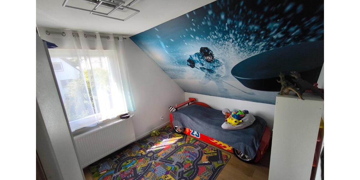 Einfamilienhaus in guter Lage auf 1765m Parkgrundstück mit Bach 6 zimmer