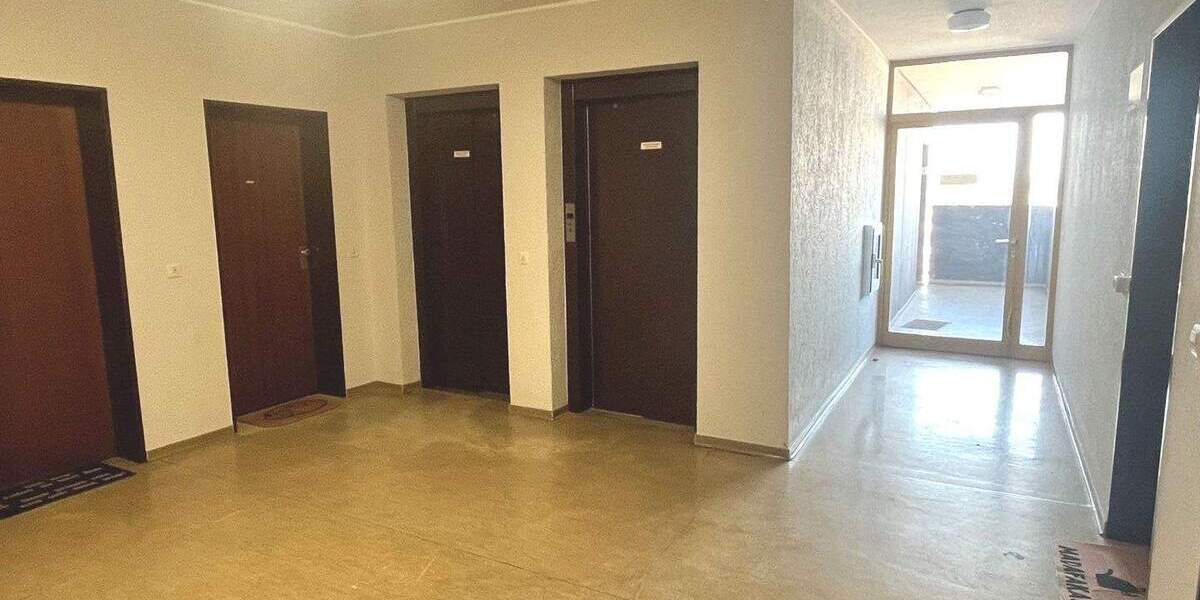 Hallo Moselblick! Kleine Wohnung im 9.OG in Koblenz. 1 zimmer