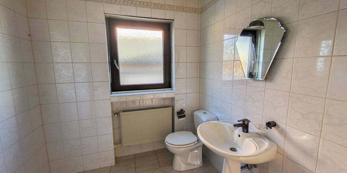 Mehrfamilienhaus, Wohnhaus Niederelbert - 1 Zimmer, 236 m&sup2;, 390.000&euro; | Angebot:26202046