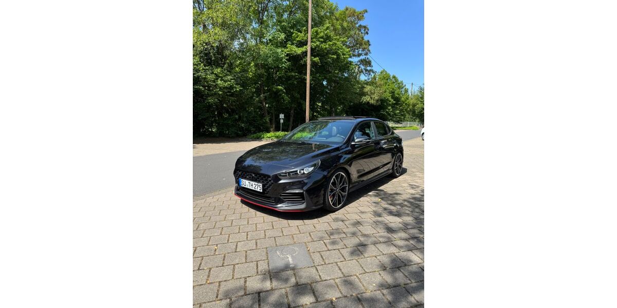Hyundai i30 89.000 km 21.499 &euro; Koblenz 56070