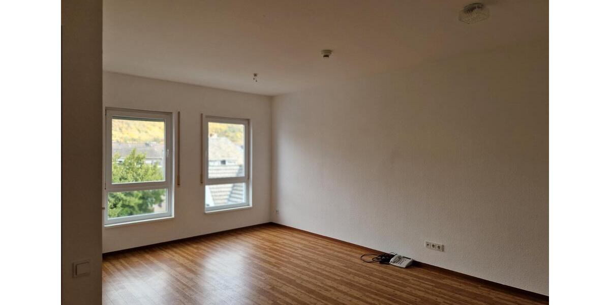 Etagenwohnung Bad Hönningen - 2 Zimmer, 43 m&sup2;, 860&euro; | Angebot:26381946