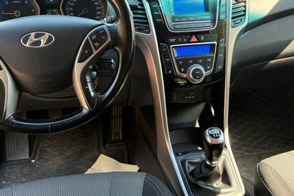 Hyundai i30 204.000 km 6.700 &euro; Halsenbach 56283