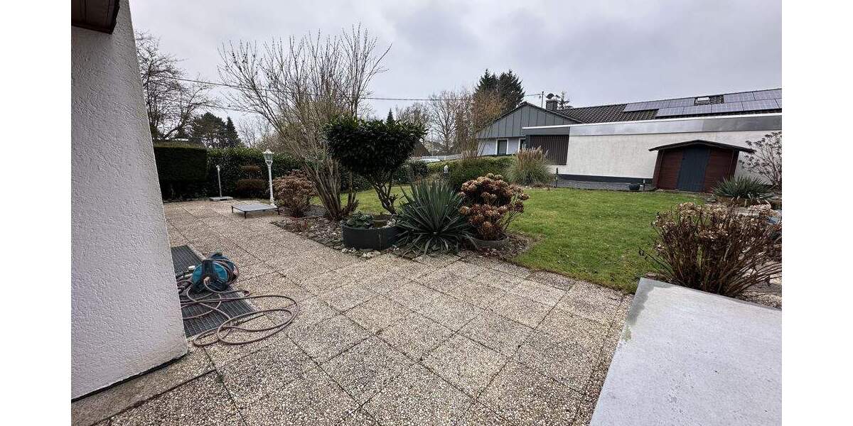 Einfamilienhaus Neuwied / Oberbieber Oberbieber - 6 Zimmer, 218 m&sup2;, 1.850&euro; | Angebot:25770011