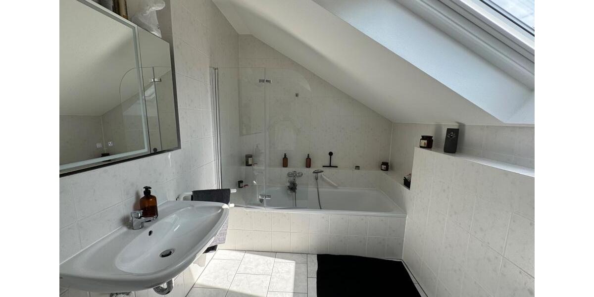 Modernes, aussergwöhnliches Single Dachterassenapartment 1 zimmer