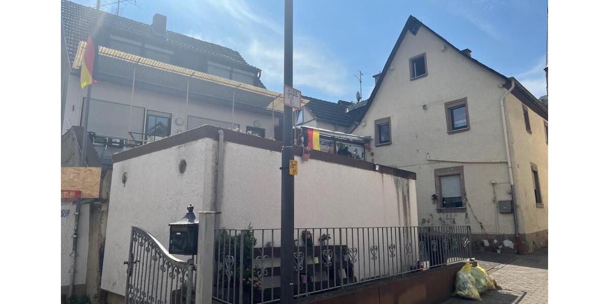 2 zusammenhängenden Einfamilienhäuser in Kobern-Gondorf 9 zimmer