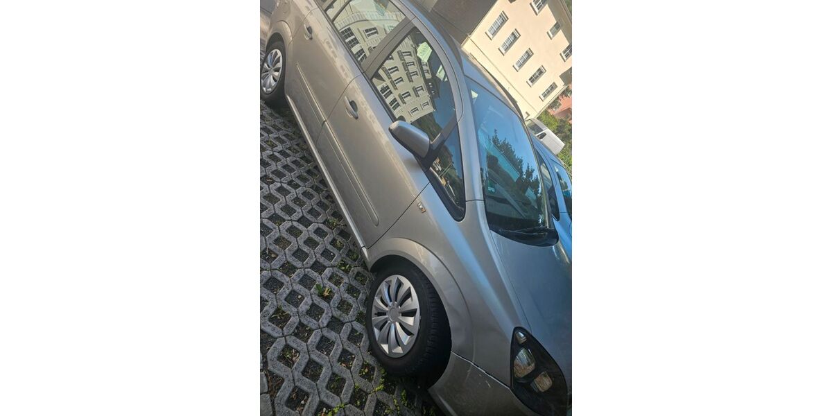 Opel Zafira 220.000 km 2.800 &euro; Sankt Goarshausen 56346