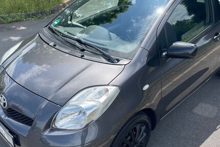 Toyota Yaris 62.000 km 5.980 &euro; Neuwied 56566