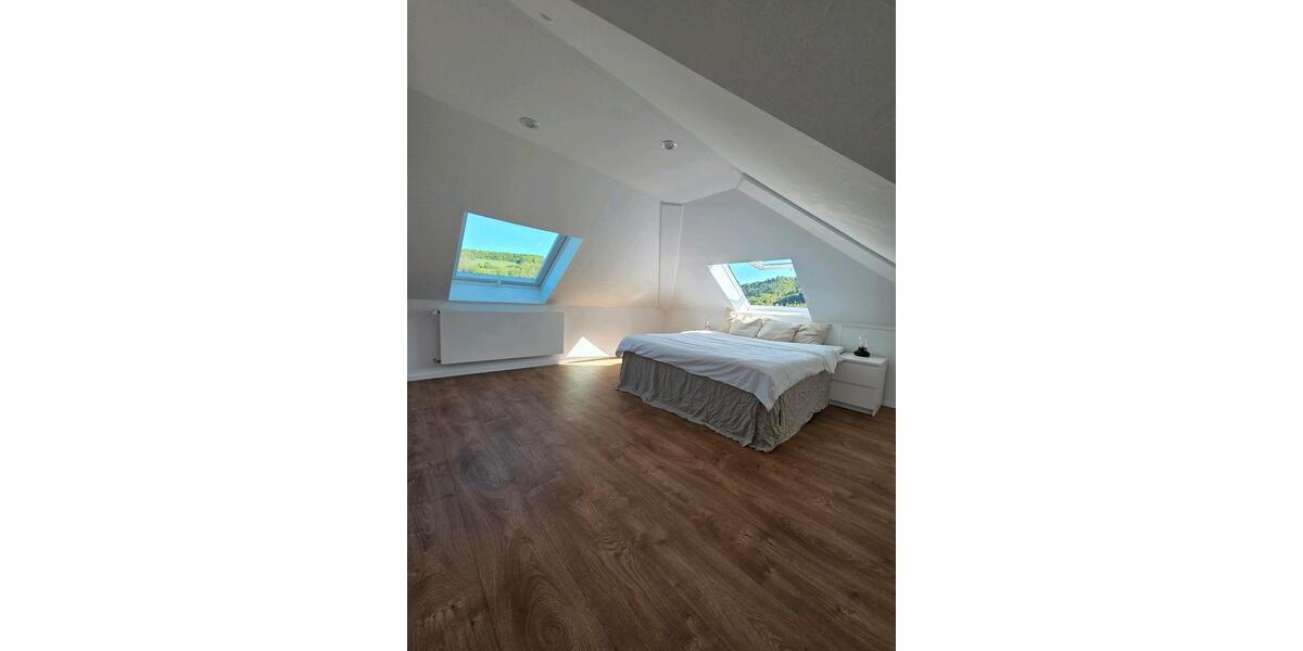 Mehrfamilienhaus, Wohnhaus Breitscheid - 16 Zimmer, 270 m&sup2;, 595.000&euro; | Angebot:26727836