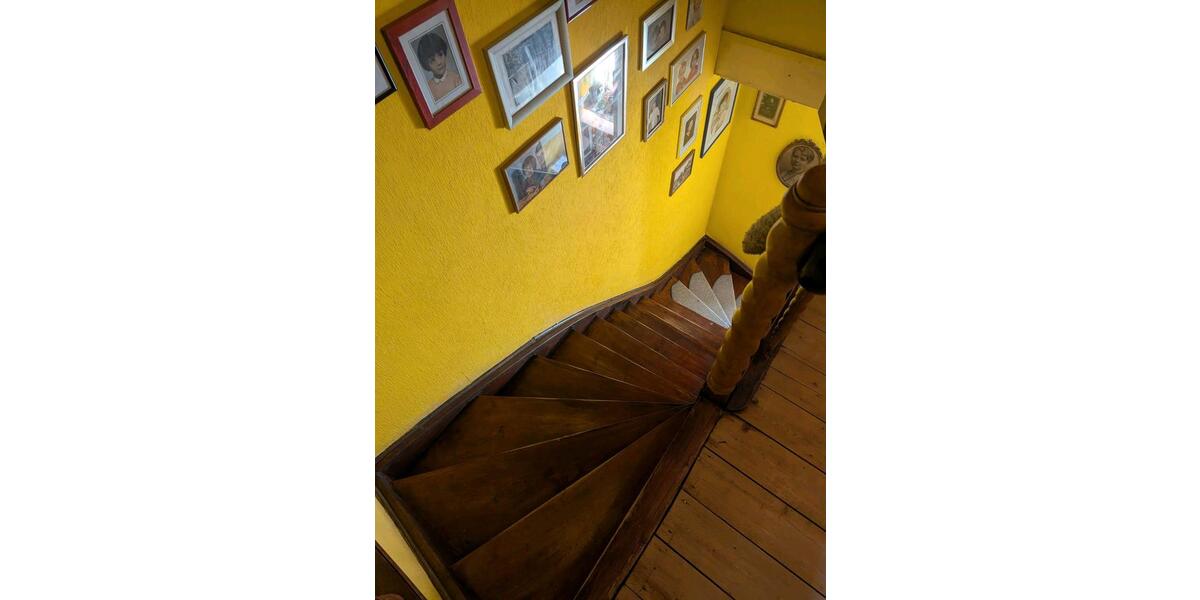 Reihenhaus Boppard - 7 Zimmer, 134 m&sup2;, 1.100&euro; | Angebot:26032817