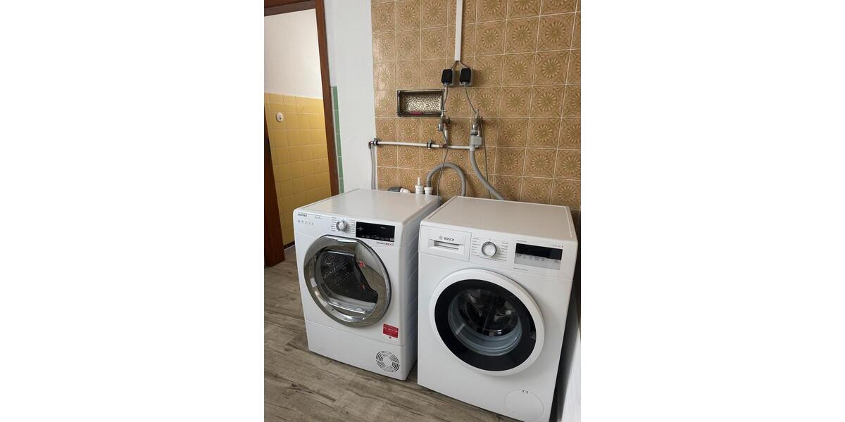 Dachgeschoßwohnung Neuwied Feldkirchen - 2 Zimmer, 18 m&sup2;, 550&euro; | Angebot:25267990